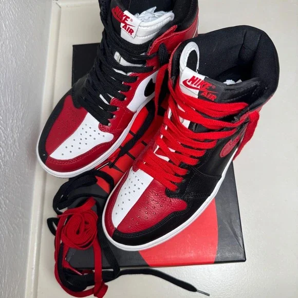 Nike Air Jordan 1 OG NRG Homage to Home Mens Sneakers Size 6.5 - Picture 4 of 16